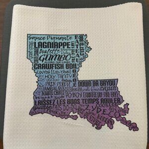NEW - Cute Kitchen Towel - Louisiana w/ Words